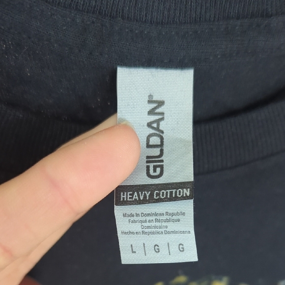 Gildan Black Tee with Artistic Graphic Violent Femmes 2024 - Picture 3 of 3